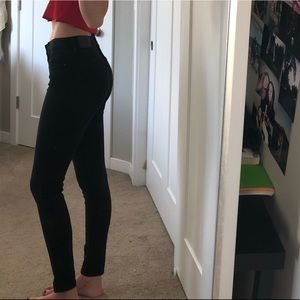 Levi’s 721 black skinny jeans